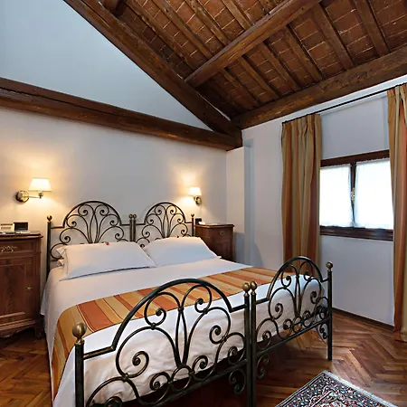 Western Tacchi Hotel 4*