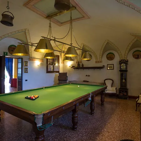 Western Tacchi Отель 4*